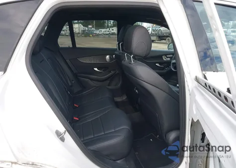 2017 Mercedes-Benz Glc 300 z USA, uszkodzony, nr VIN WDC0G4JB9HV006455